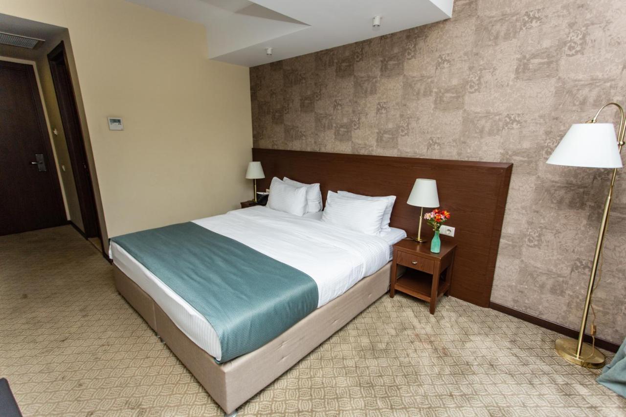 A5 Hotel Tbilisi Buitenkant foto