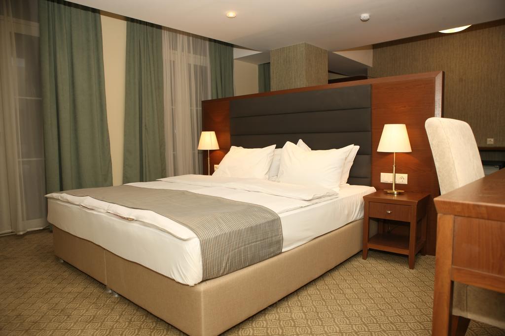 A5 Hotel Tbilisi Buitenkant foto