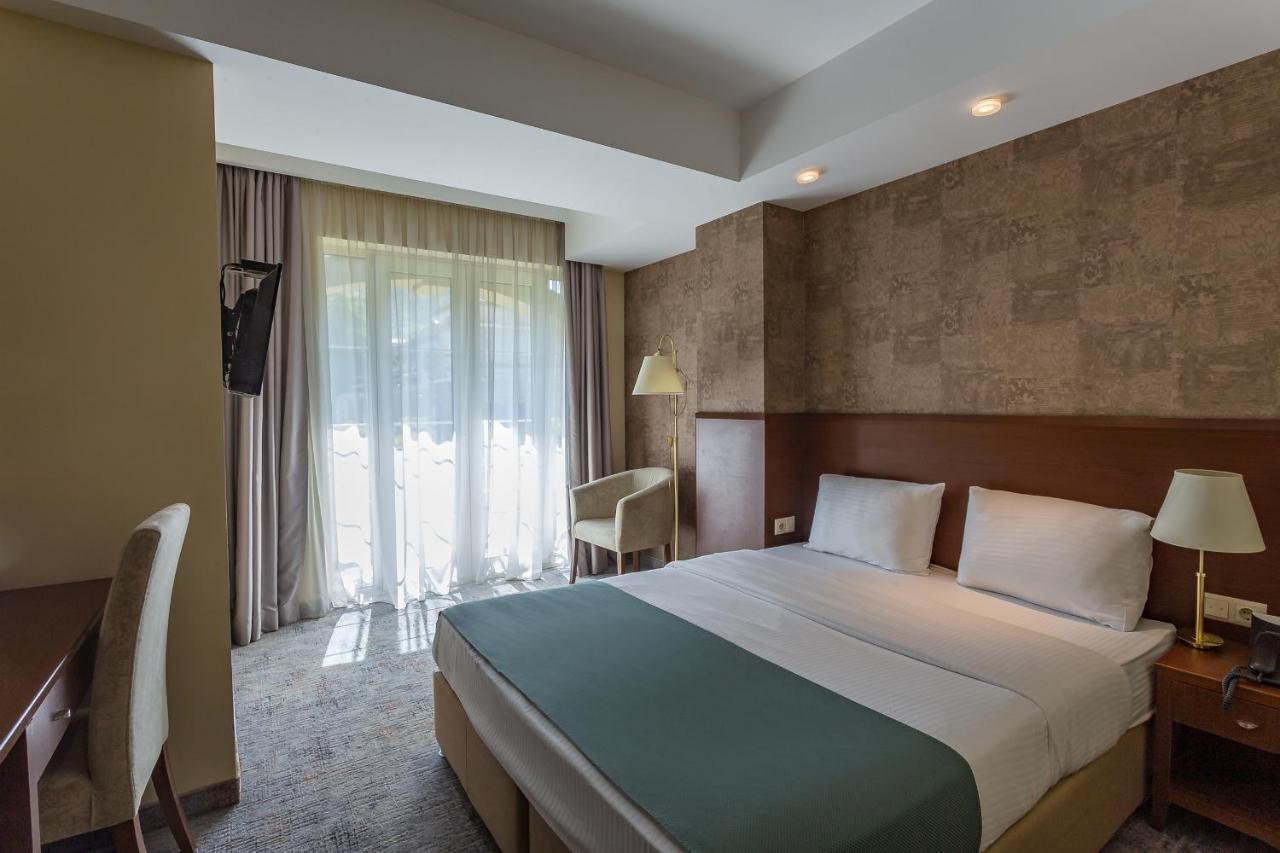 A5 Hotel Tbilisi Buitenkant foto