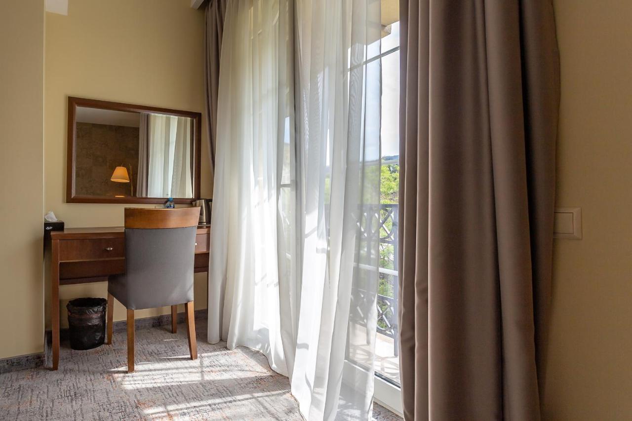 A5 Hotel Tbilisi Buitenkant foto
